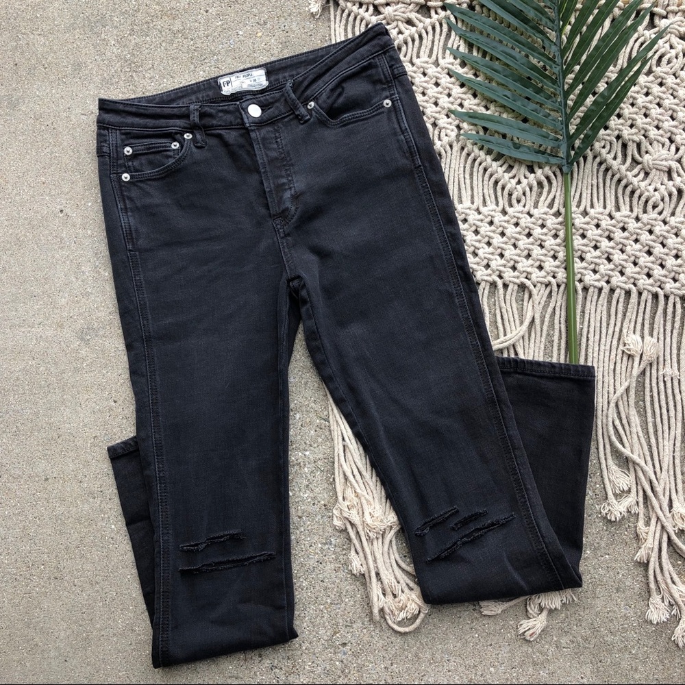 Free People Black Distressed Jeans Size 26